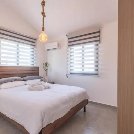 Dom wakacyjny Modern 2br Coastal Escape 100m From Sea By Cyprus Horizons